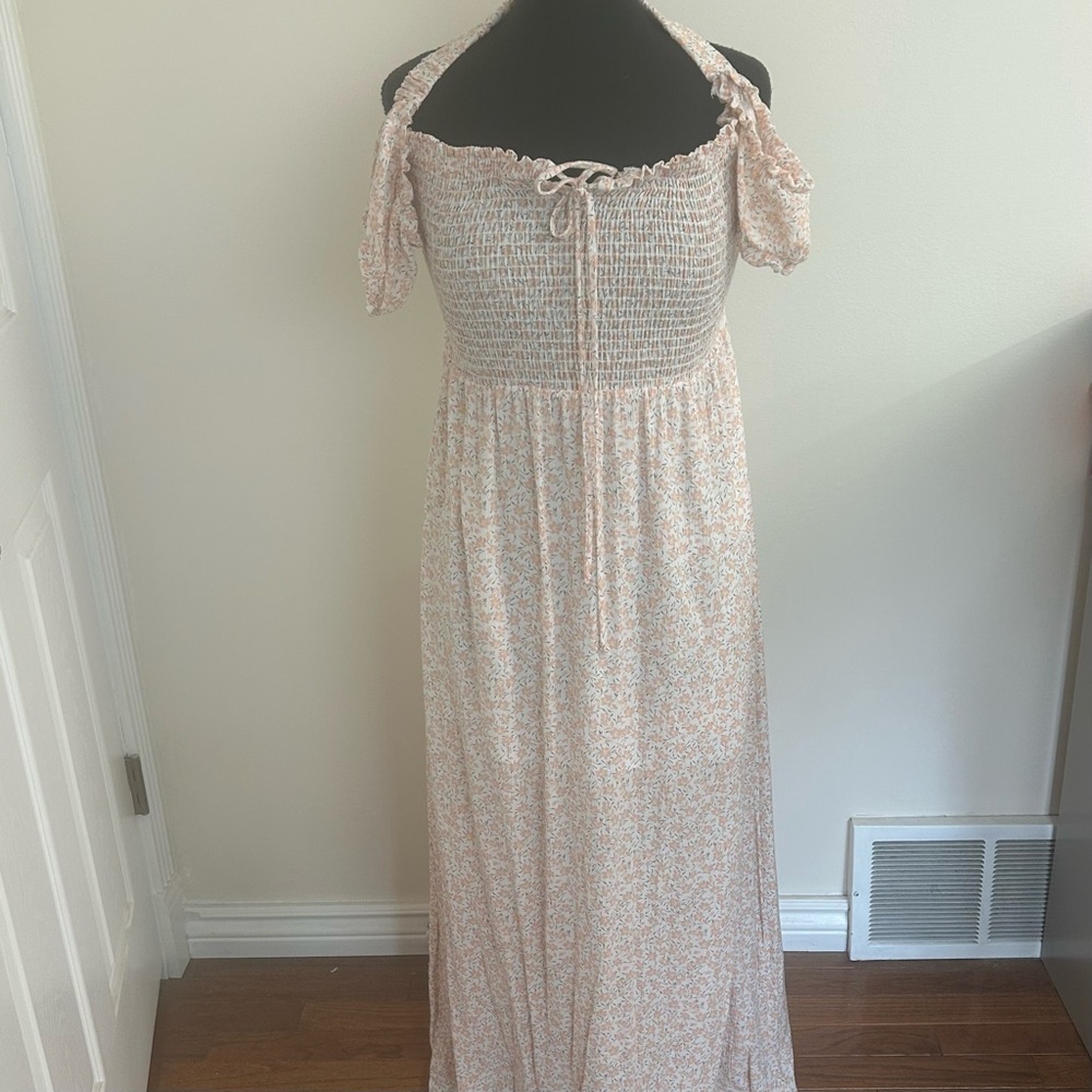 Sadie & Sage Floral Maxi Dress with Halter Neckline in Blush, Peach &White